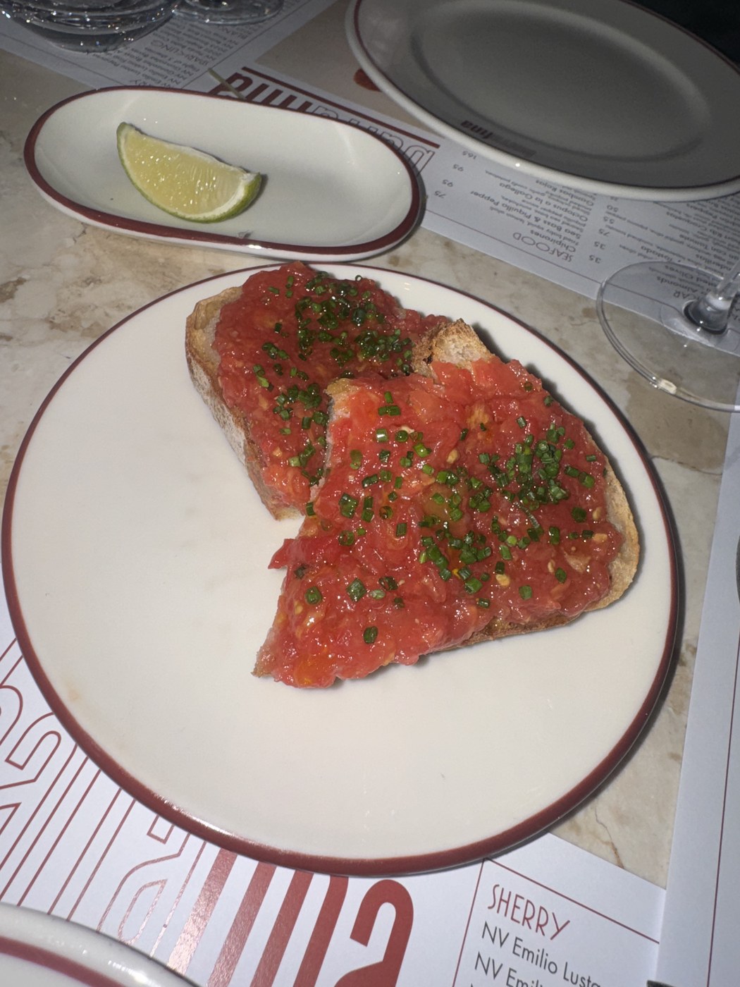 Pan con tomate