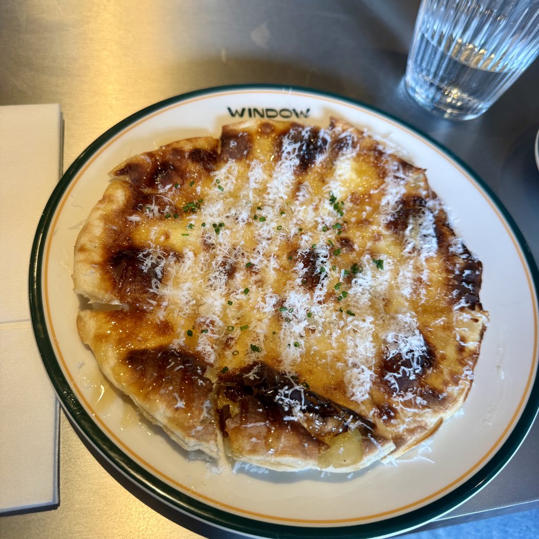 Cheese & spicy honey flatbread